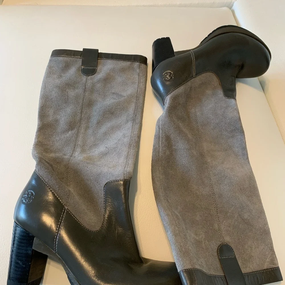 Dr. Martens sleek over